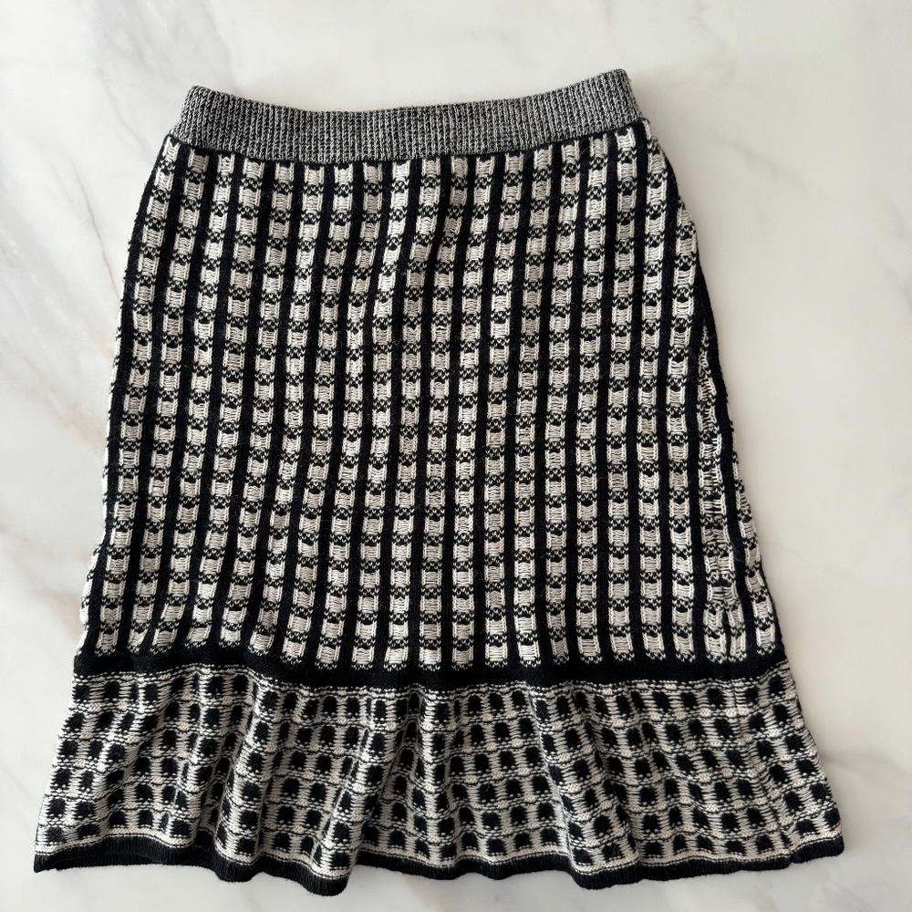SPARROW Knit Flared Fitted Skirt BLK/White Size S